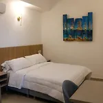 Casa lujosa con piscina y jacuzzi privados
